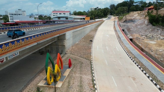 BP Batam membangun 4 jalan strategis pada 2026. Proyek ini memperkuat akses industri, memperlancar mobilitas, dan mendorong pertumbuhan ekonomi Batam.