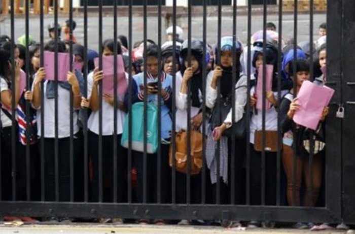 Pencari Kerja Kerja Batam sepanjang 2025 menyerap 14.832 pencari kerja. Namun, tantangan pelaporan perusahaan dan fluktuasi pasar kerja masih terjadi.