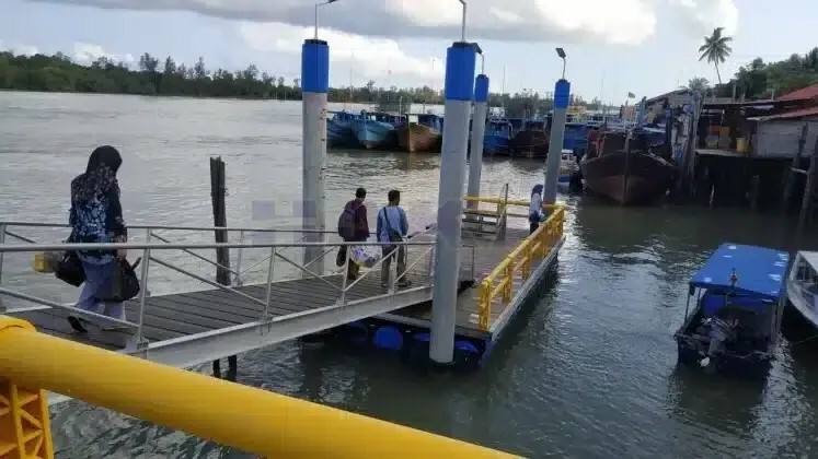 Dermaga apung HDPE Kepri dibangun di Pulau Matak dan Selat Lampa untuk memperkuat konektivitas, mendorong ekonomi, dan memudahkan akses wilayah pulau terluar.