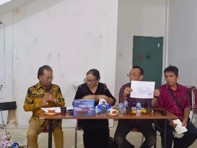 LPPD Kepri resmi melaporkan biro perjalanan PT Riski Efanti Bersaja ke polisi atas dugaan penggelapan dana tiket Rp1,016 miliar yang menyebabkan kontingen Pesparawi Kepri gagal mengikuti kompetisi nasional di Manokwari.