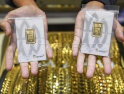Harga emas Antam pada Kamis naik Rp15.000 jadi Rp2,640 juta/gr