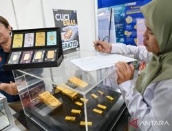 Simak daftar harga emas Galeri24-Antam-UBS di Pegadaian pada Senin