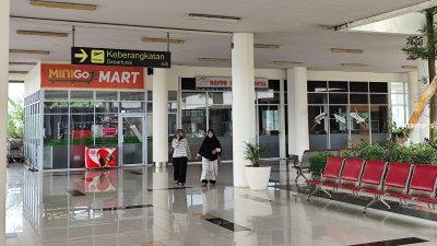 Abu Vulkanik Anak Krakatau, Dua Penerbangan Tanjungpinang-Jakarta Dibatalkan