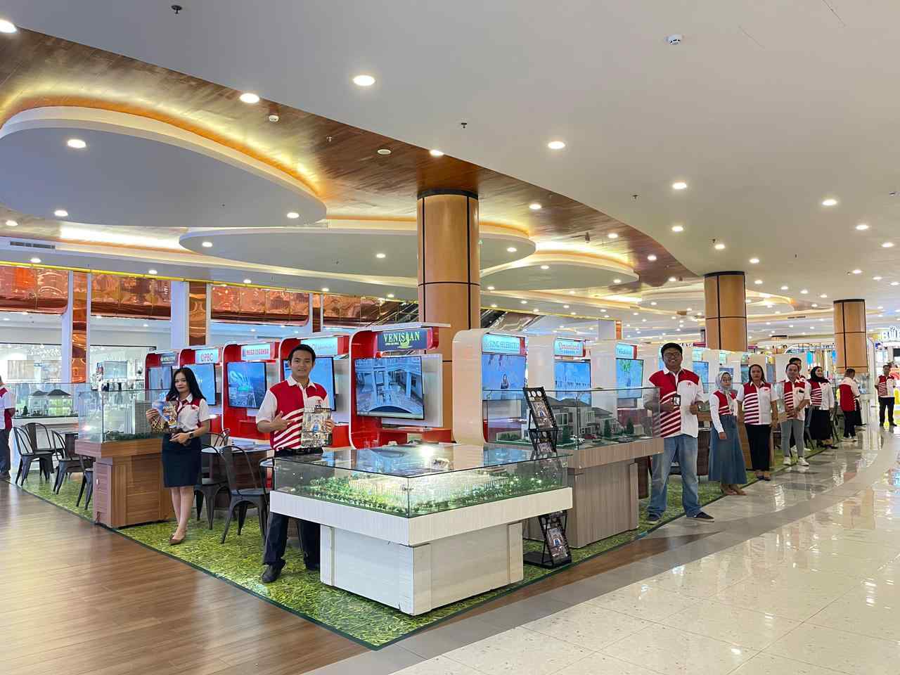 PKP Store Roadshow Hadir di K Square
