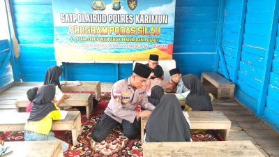 Satpolairud Polres Karimun Cerdaskan Anak Pesisir Lewat Program Podassilau