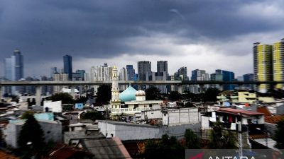 Prakiraan Cuaca BMKG Kamis: Tanjungpinang Berawan, Tanjung Selor Waspada Hujan Petir
