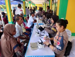 Peringati HUT ke-78 Polwan, Polda Kepri Gelar Pengobatan Gratis hingga Bagi Sembako di Rempang