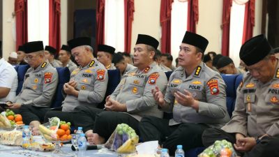 Polda Kepri Ikuti Ngaji Kebangsaan Bersama Kapolri dan Gus Baha Secara Virtual