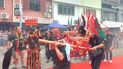 Pawai Khitong 2026 Batam  Sukses Digelar, Tontonan Menarik Wisman ke Batam