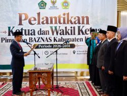 Bupati Lantik Ketua dan Wakil Ketua BAZNAS Kabupaten Karimun Periode 2026-2031