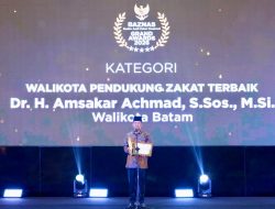 Amsakar Raih Penghargaan Wali Kota Pendukung Zakat Terbaik 2026