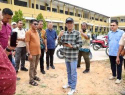 Amsakar Respons Keluhan Wali Murid, Penambahan Ruang Kelas SDN 013 Sekupang Jadi Prioritas