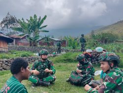 Satgas Yonif 136/Tuah Sakti Pererat Silaturahmi dan Hadirkan Kepedulian bagi Warga Kp 55