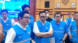 Dirut PLN Batam Kwin Fo bersama jajaran Direksi menjelaskan kronologis terjadinya pemadaman menyebar di Batam yang terjadi pada 12 Oktober 2026 lalu.